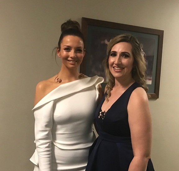 Ricki-Lee Coulter with Sharon just before heading on stage at the 2017 NRL Grand Final